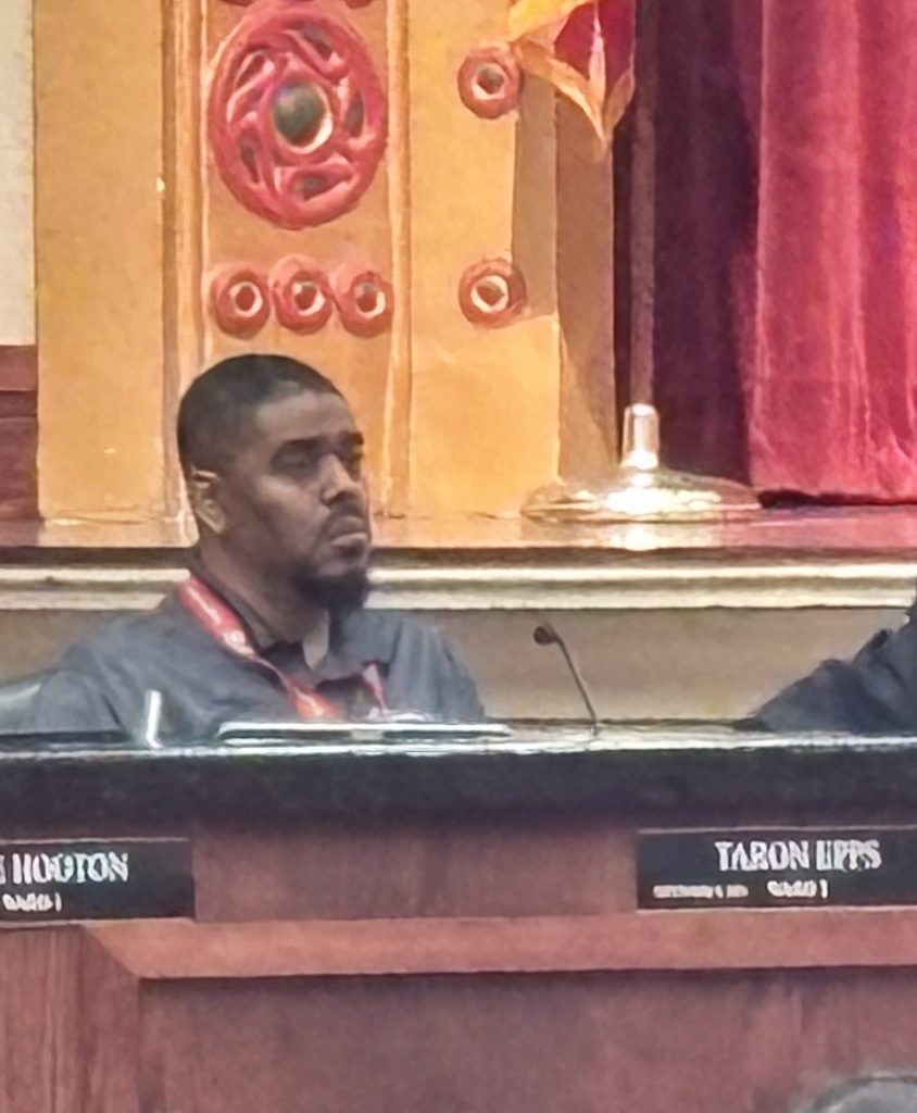 Councilman Taron Epps during he October 27 City Council meeting